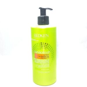 Curvaceous no foam highly conditioning cleanser